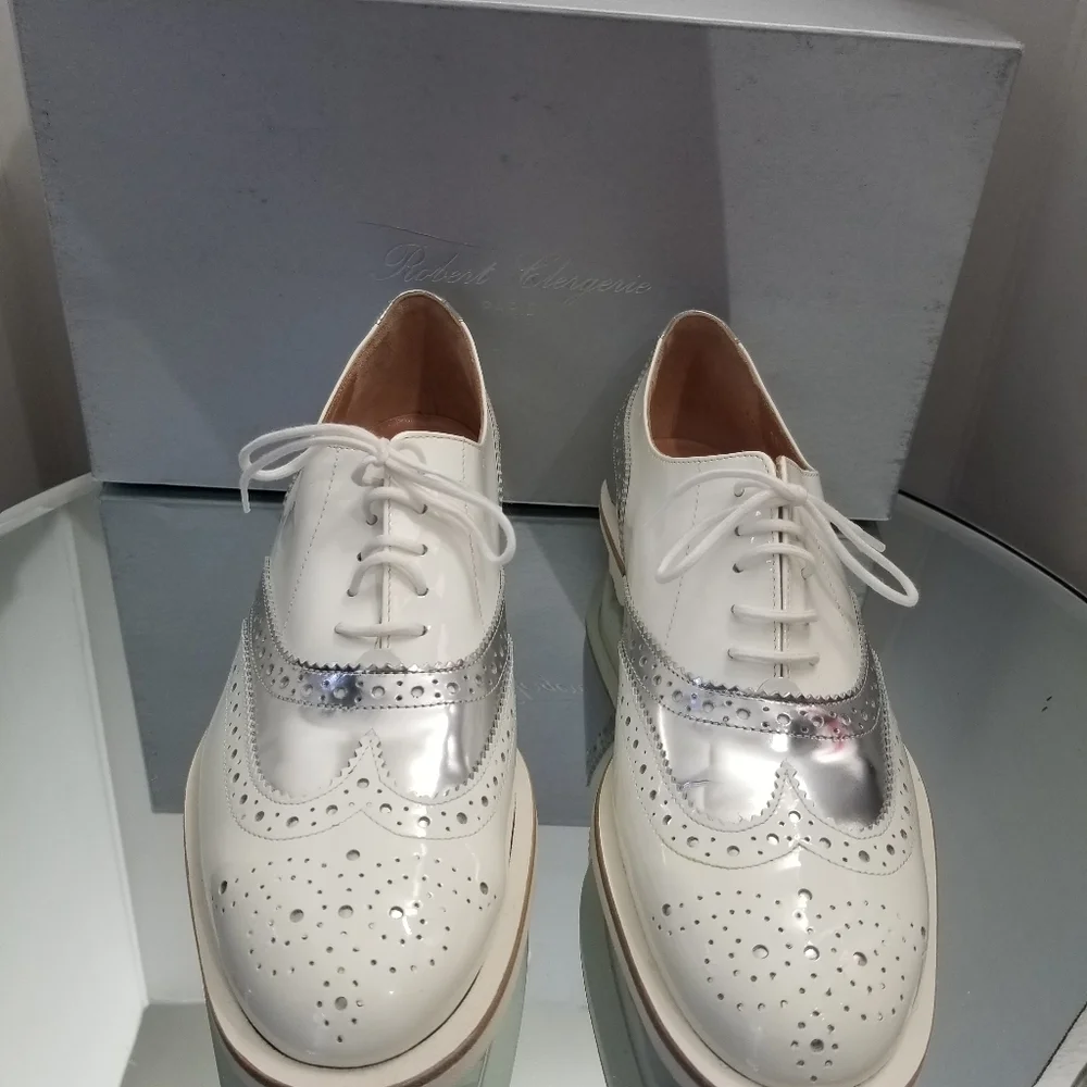 Robert Clergeri White Metallic Patent LeatherLace Up Oxford 38.5